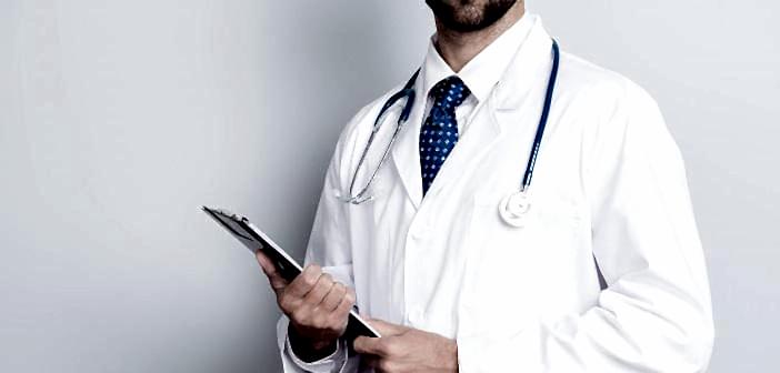 Uzman doktor olarak görev yapan davacının branşında vizelenmiş boş pozisyon bulunmaması halinde sözleşmeli statüye geçip geçemeyeceği