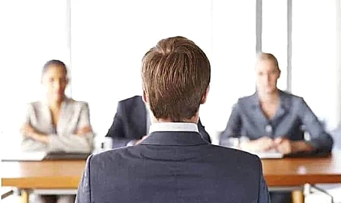 Sözlü sınavlarda her bir adaya sınav kurulu başkan ve üyelerince ayrı ayrı takdir edilen notlar