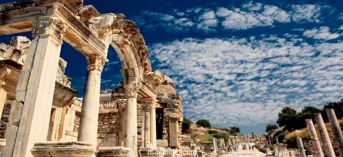 SİT ALANI ÜZERİNDE İMAL EDİLMİŞ YAPILAR YAPI KAYIT BELGESİNDEN YARARLANABİLİR Mİ?